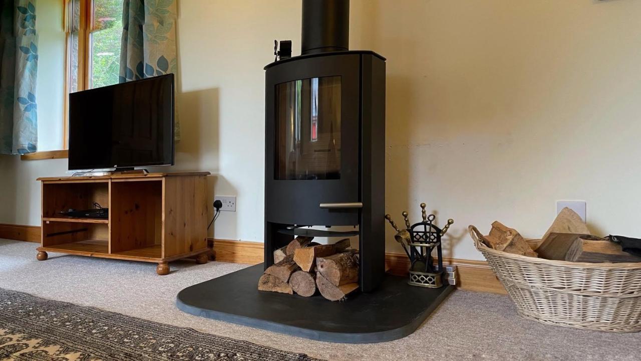 Kerrowdown Cottage-Self Catering For 4 In The Highlands Drumnadrochit Kültér fotó